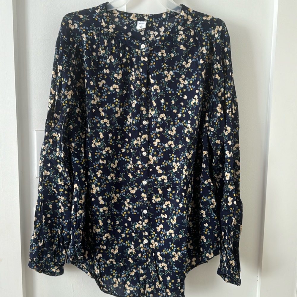 Loose Floral-Print Tunic Shirt